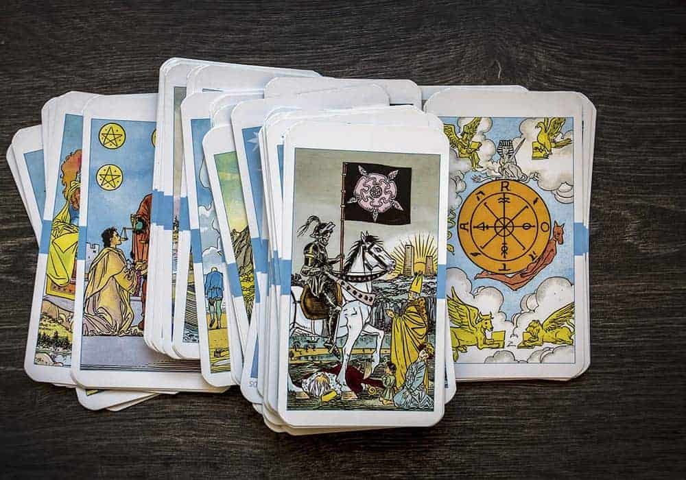 Tri osnovna kupa tarot karata