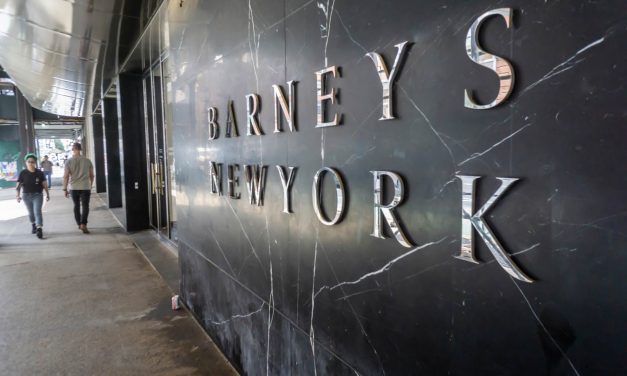 Slavni Barneys proglasio bankrot