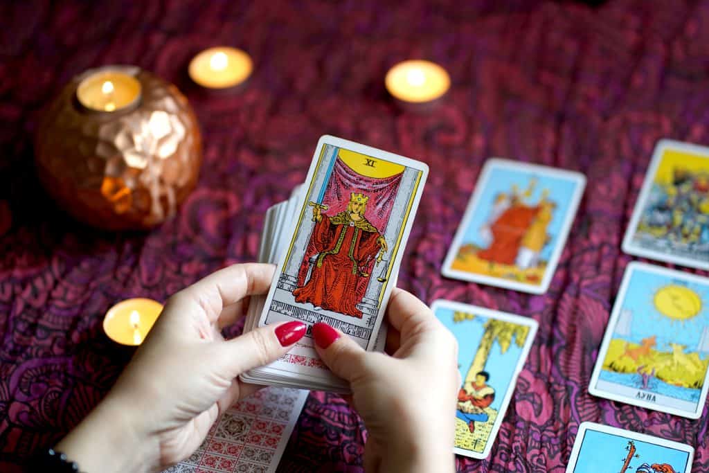 Tarot vizija - kontakt, broj telefona, tarot majstori